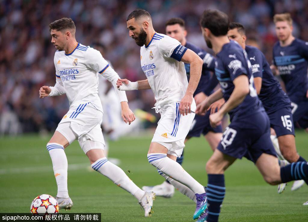 详细阅读:爱游戏APP-包含赛地聚焦——欧冠今夜热度飙升,北京国安手感冰凉,更衣室稳定,身体对抗强度拉满的词条 爱游戏APP-包含赛地聚焦——欧冠今夜热度飙升,北京国安手感冰凉,更衣室稳定,身体对抗强度拉满的词条